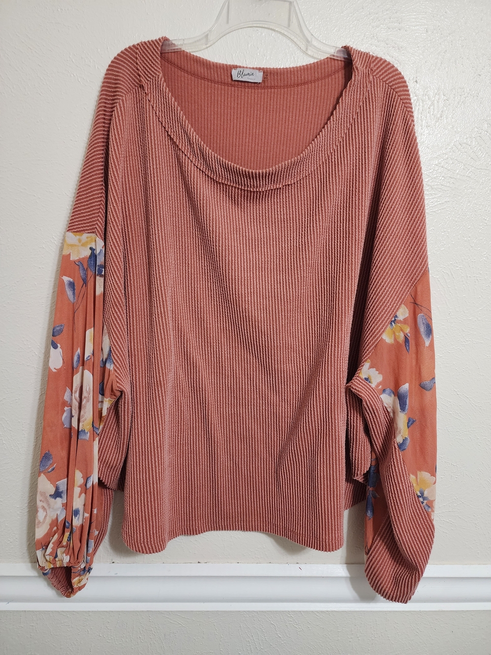 Blumin Apparel Ribbed Floral Top Size 3X EUC